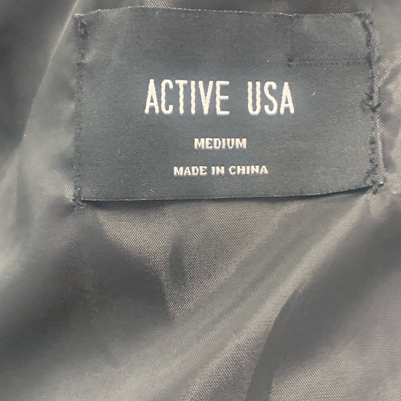 Active U.S.A. Quilted Black Vest - Picture 9 of 9